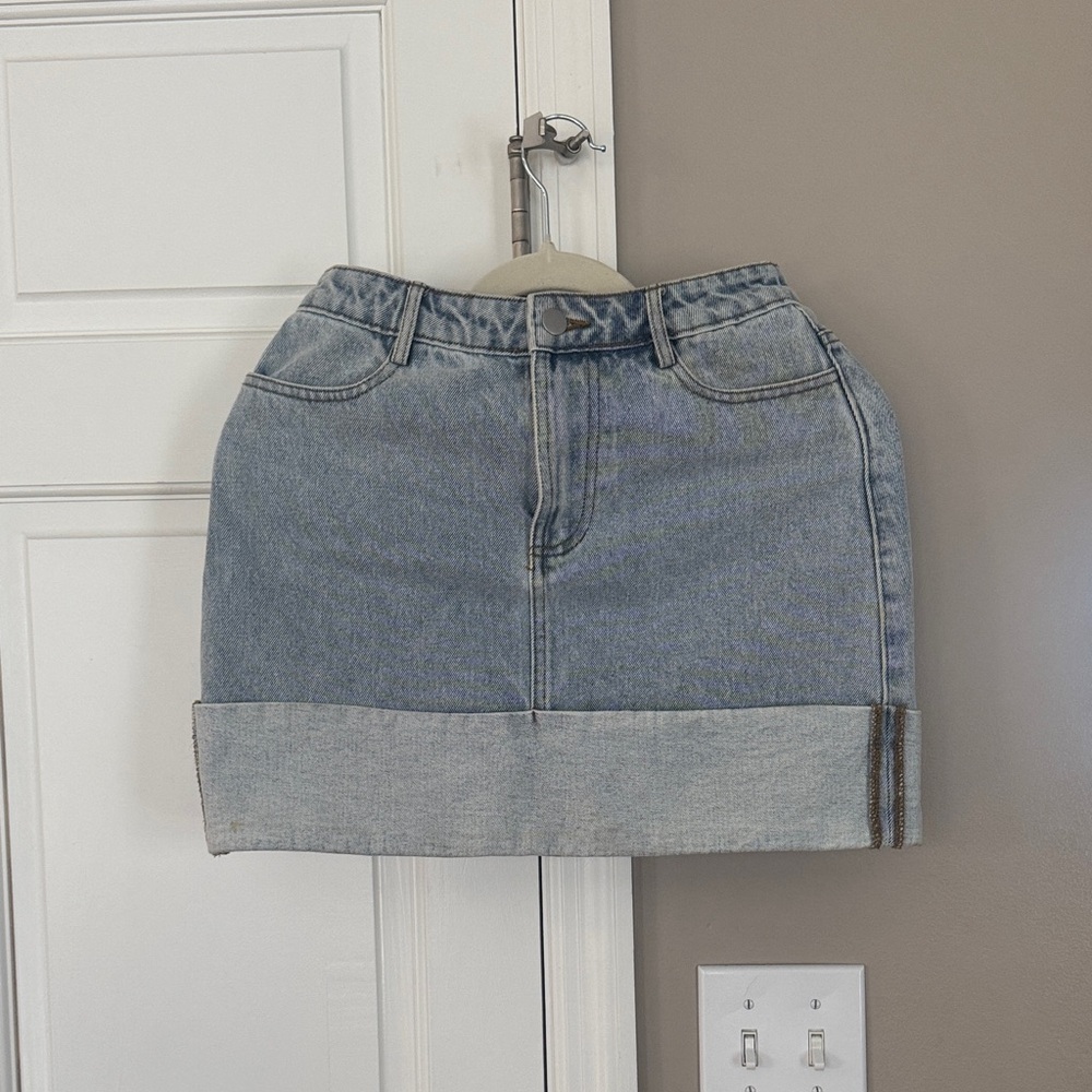 Le Lis Light Blue Denim Mini Skirt